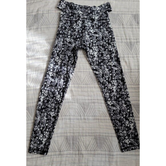 Aerie offline cut out high rise leggings size M NWT - Picture 1 of 5